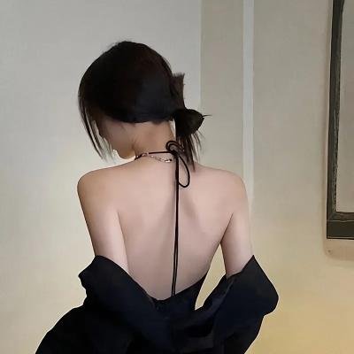 赛车手妮卡